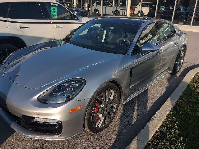 2019 Porsche Panamera GTS