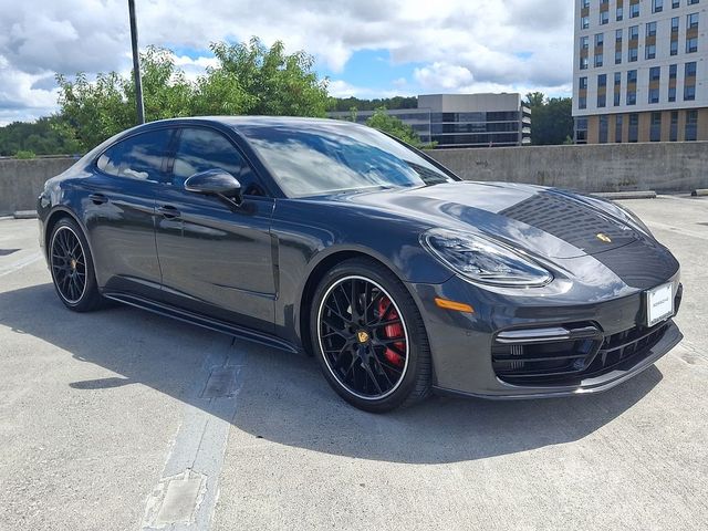 2019 Porsche Panamera GTS
