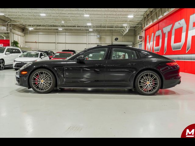 2019 Porsche Panamera GTS