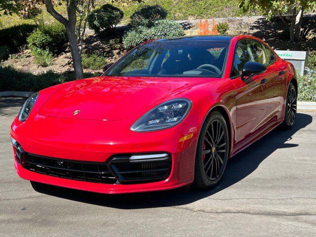 2019 Porsche Panamera GTS