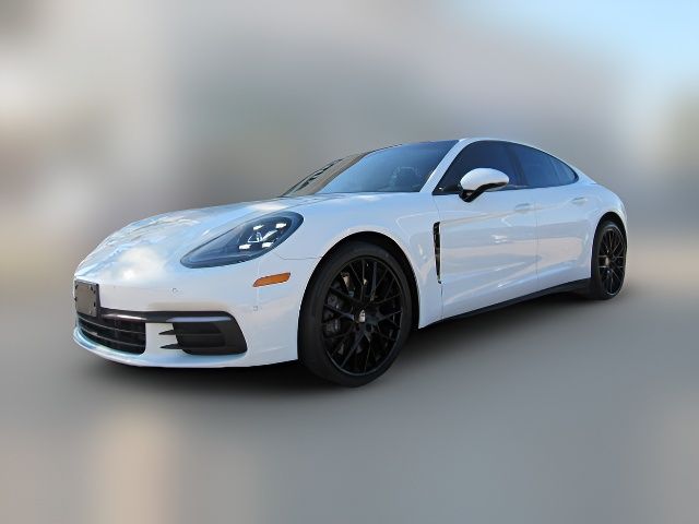 2019 Porsche Panamera 