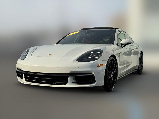 2019 Porsche Panamera 4