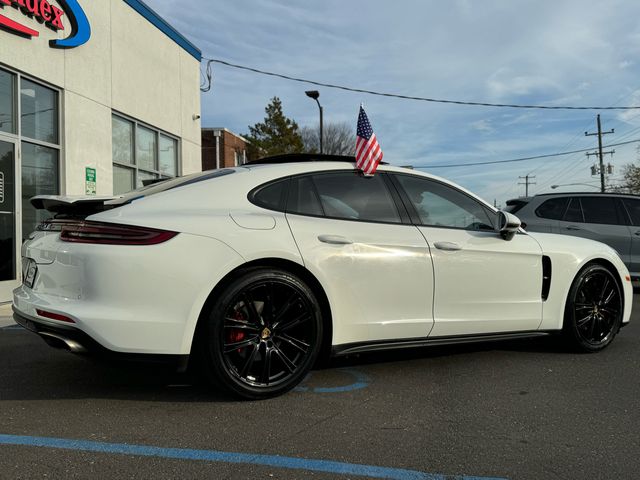 2019 Porsche Panamera 4