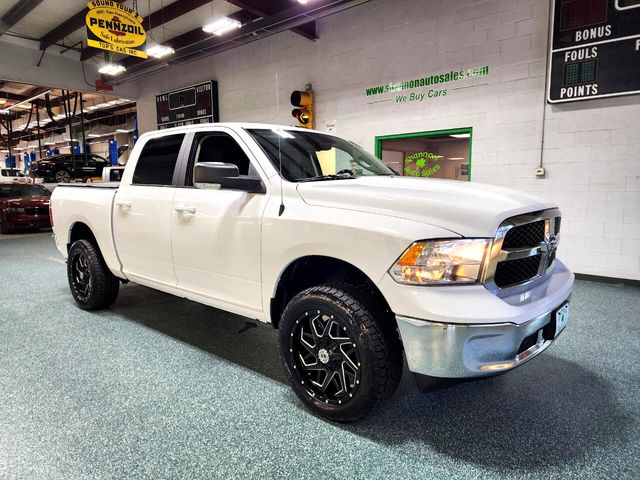 2019 Ram 1500 Classic SLT