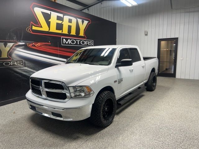 2019 Ram 1500 Classic SLT