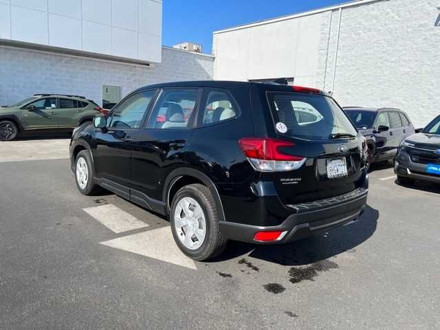 2019 Subaru Forester Base