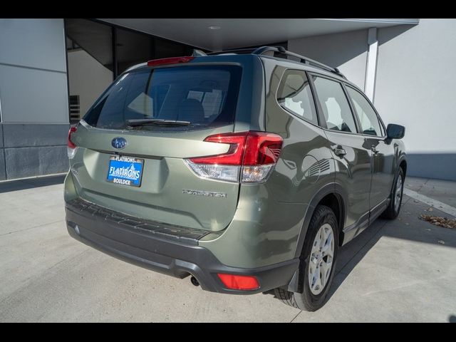 2019 Subaru Forester Base