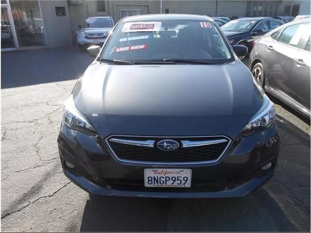 2019 Subaru Impreza Base