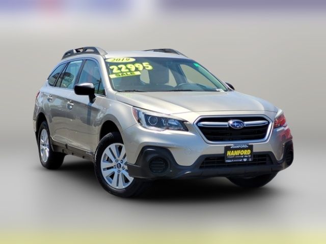 2019 Subaru Outback Base