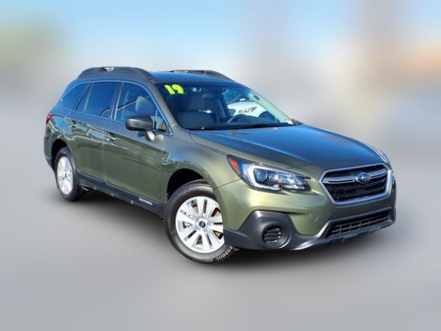 2019 Subaru Outback Base