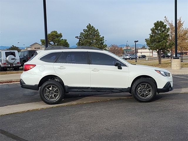 2019 Subaru Outback Base