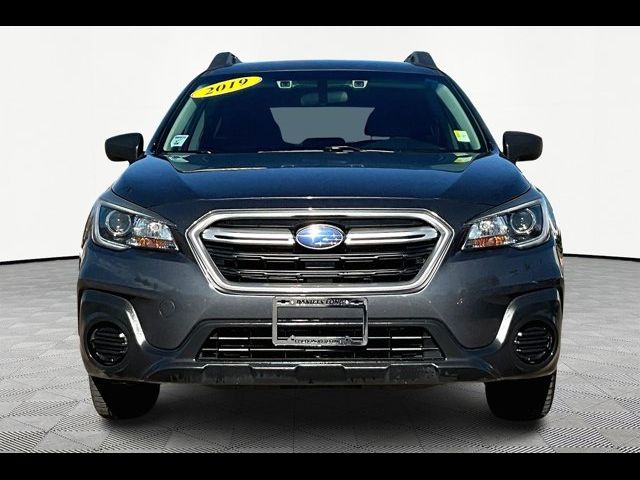 2019 Subaru Outback Base