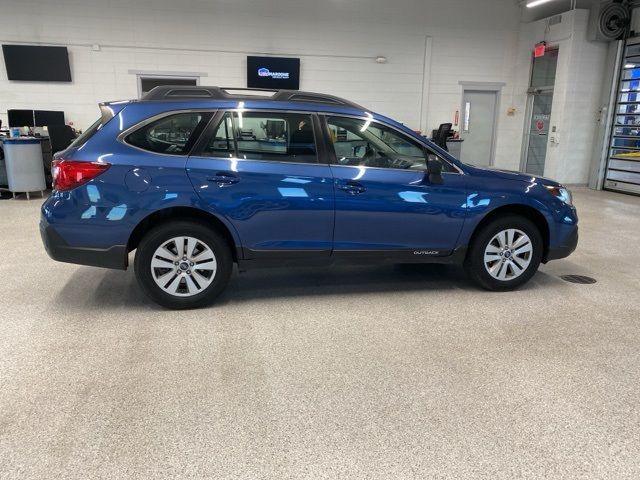 2019 Subaru Outback Base