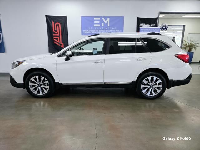 2019 Subaru Outback Touring