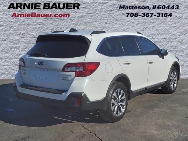 2019 Subaru Outback Touring