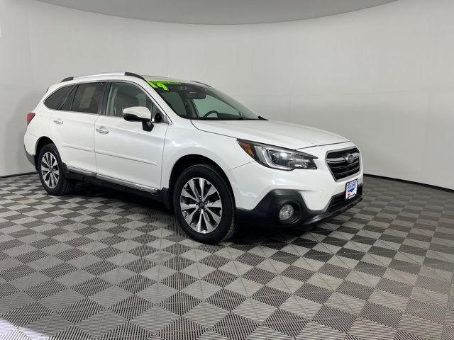 2019 Subaru Outback Touring