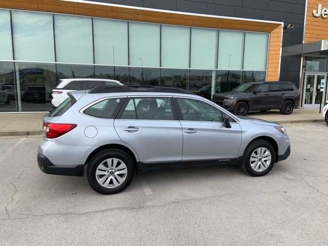 2019 Subaru Outback Base