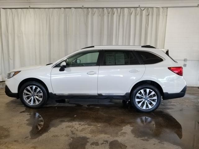 2019 Subaru Outback Touring