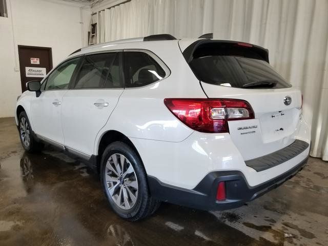 2019 Subaru Outback Touring