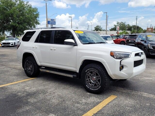 2019 Toyota 4Runner SR5