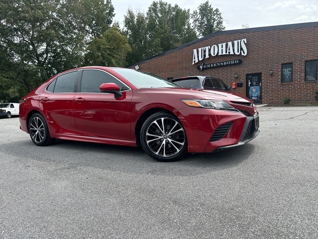 2019 Toyota Camry SE