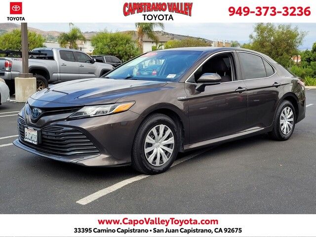 2019 Toyota Camry Hybrid LE