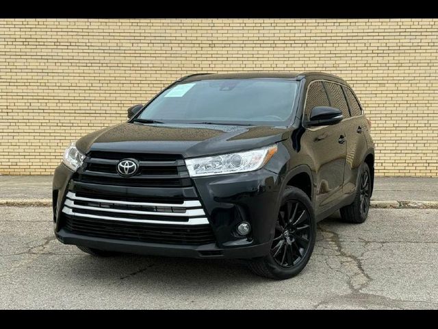 2019 Toyota Highlander SE