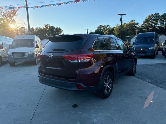 2019 Toyota Highlander 