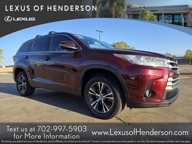 2019 Toyota Highlander LE