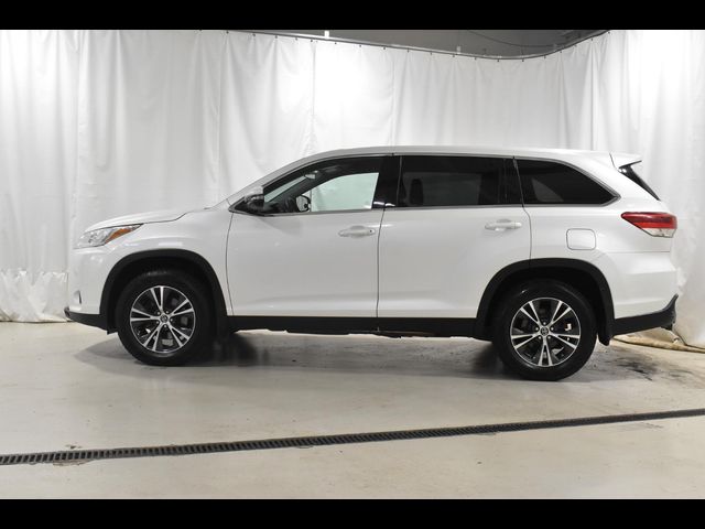 2019 Toyota Highlander LE