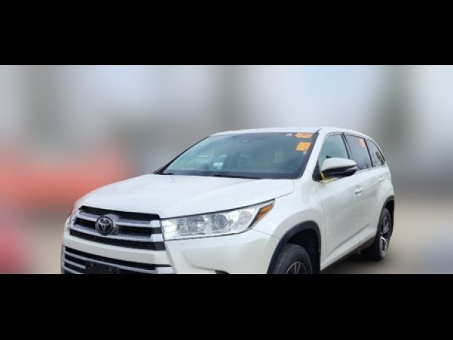 2019 Toyota Highlander LE