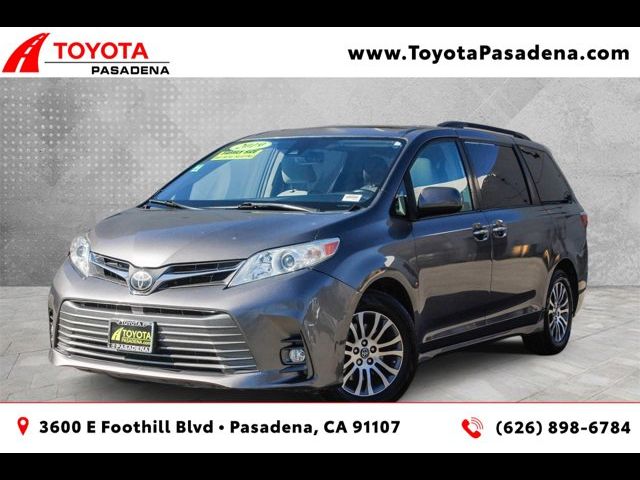 2019 Toyota Sienna XLE