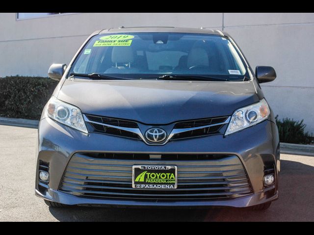 2019 Toyota Sienna XLE