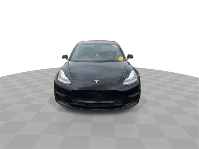 2019 Tesla Model 3 Mid Range