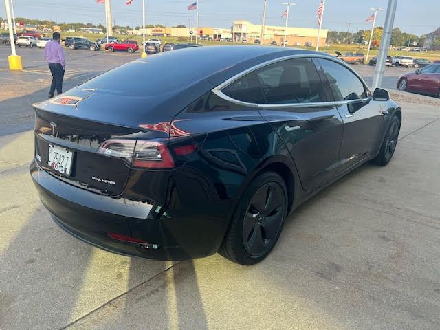 2019 Tesla Model 3 Long Range