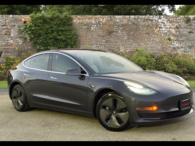 2019 Tesla Model 3 Mid Range