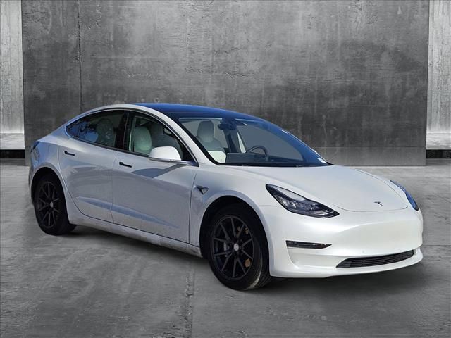 2019 Tesla Model 3 Mid Range