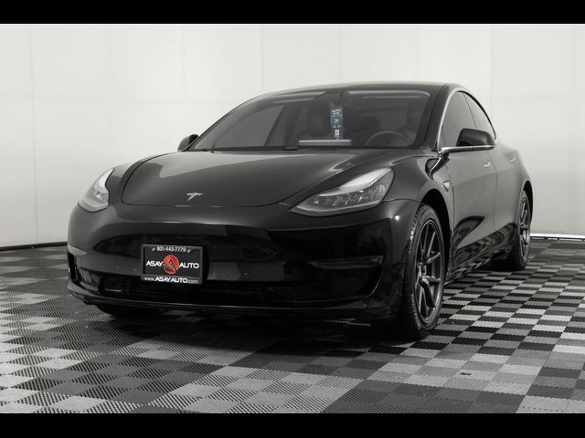 2019 Tesla Model 3 Standard Range Plus