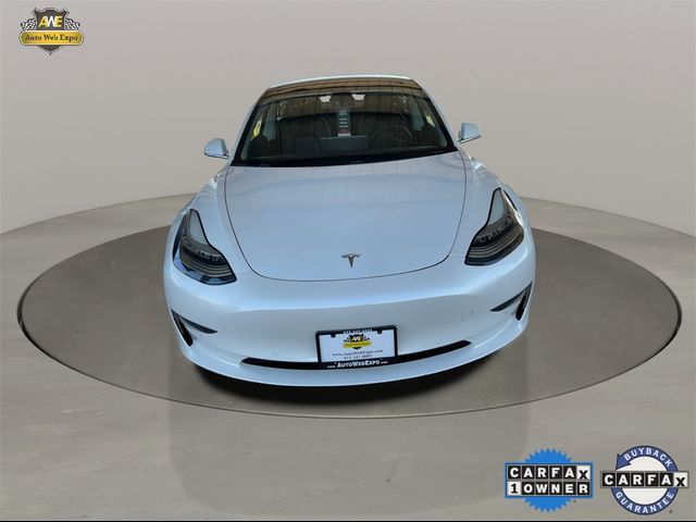 2019 Tesla Model 3 Mid Range