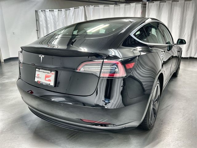 2019 Tesla Model 3 Mid Range