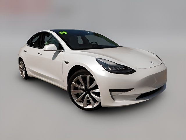 2019 Tesla Model 3 Mid Range
