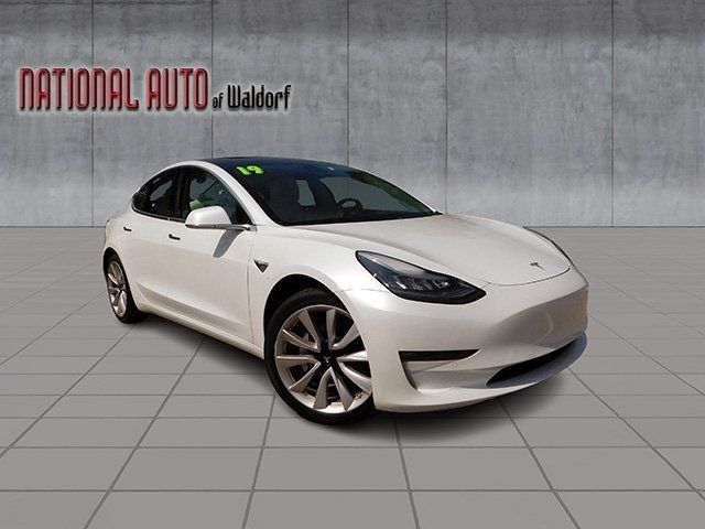 2019 Tesla Model 3 Mid Range
