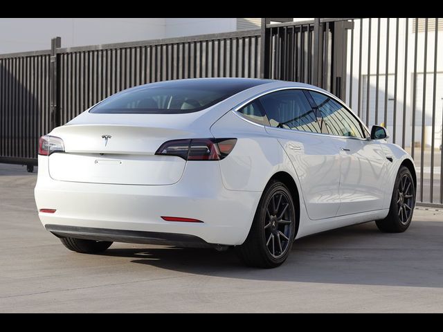 2019 Tesla Model 3 Mid Range