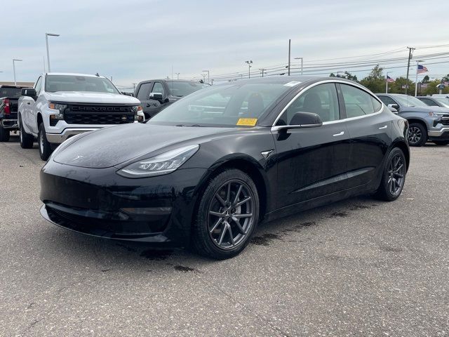 2019 Tesla Model 3 Mid Range