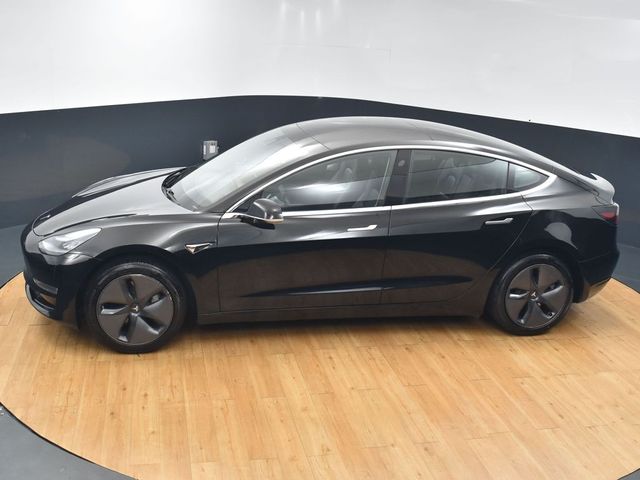 2019 Tesla Model 3 Mid Range