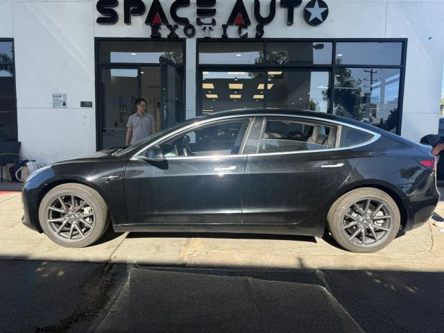 2019 Tesla Model 3 Mid Range