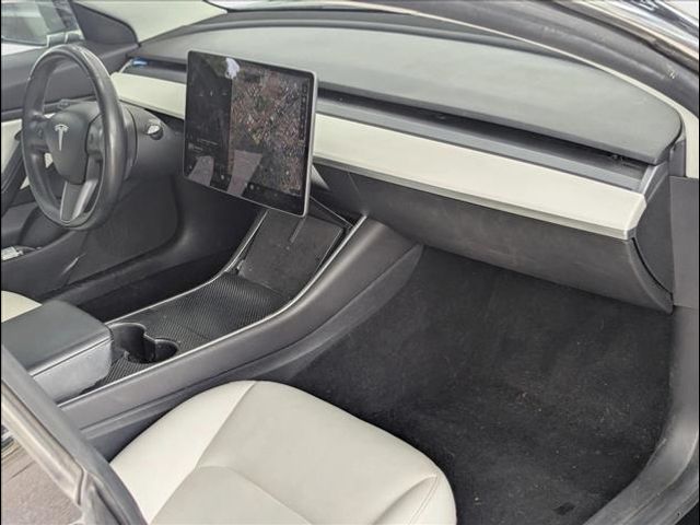 2019 Tesla Model 3 Performance