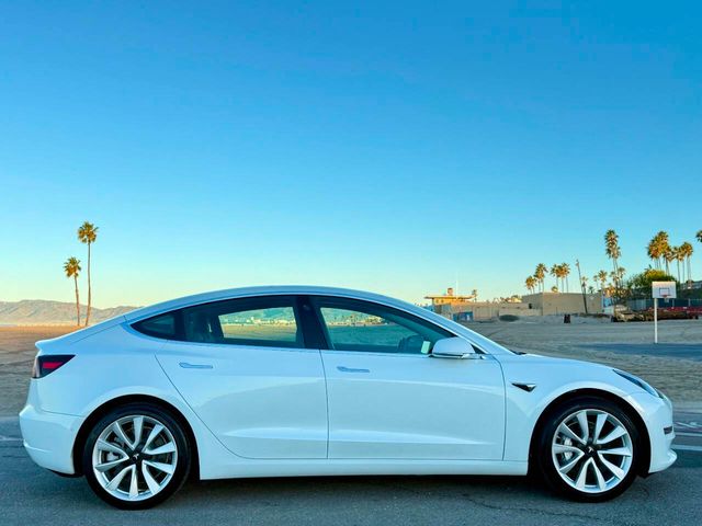 2019 Tesla Model 3 Performance