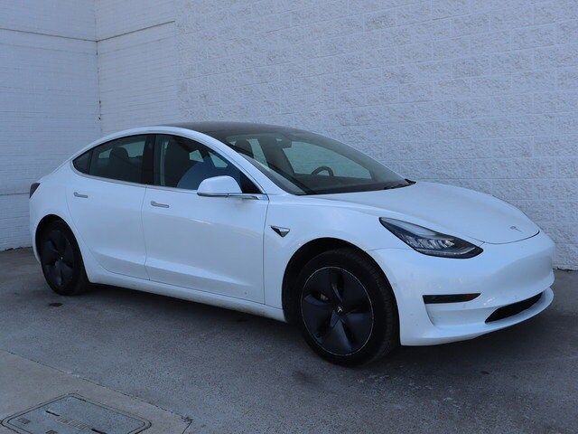 2019 Tesla Model 3 Standard Range Plus