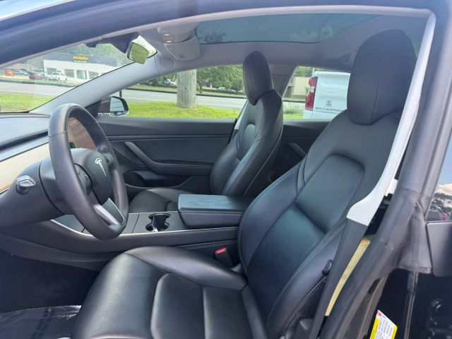 2019 Tesla Model 3 Standard Range